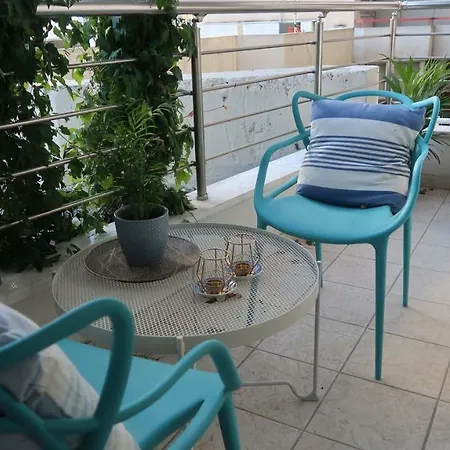 Eden Beach Apartment